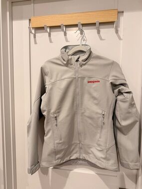 Patagonia Light Gray Softshell Jacket with Coral Logo